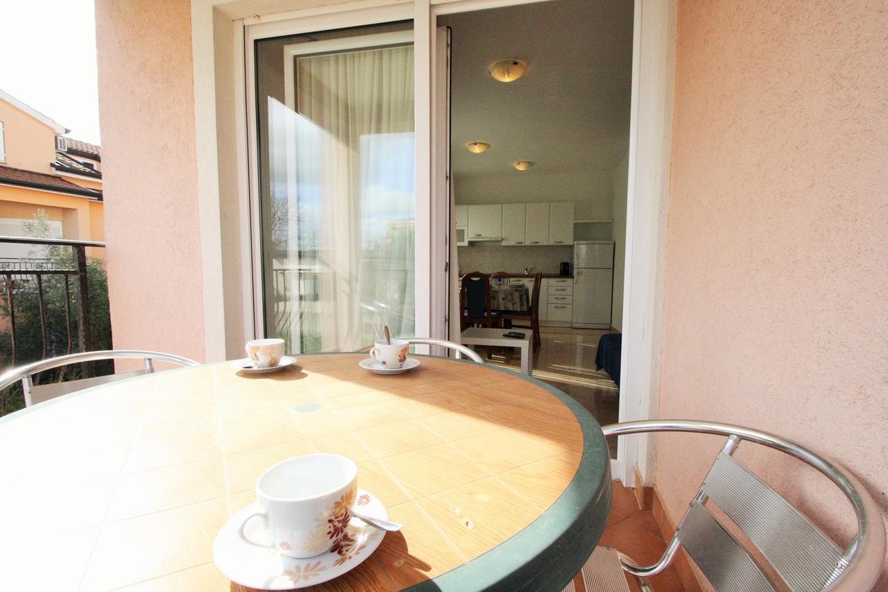 Apartment Bilic With Balcony Poreč Exterior foto