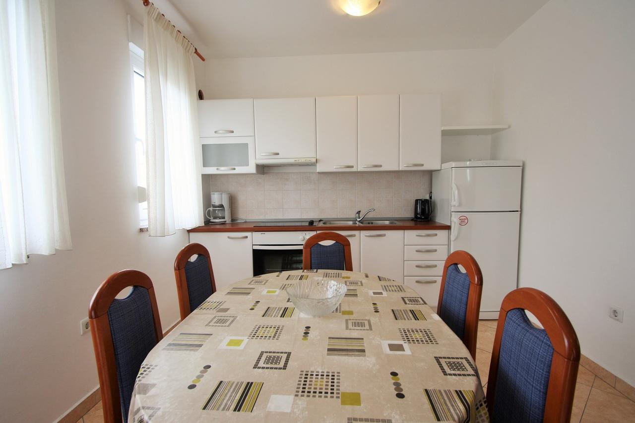 Apartment Bilic With Balcony Poreč Exterior foto